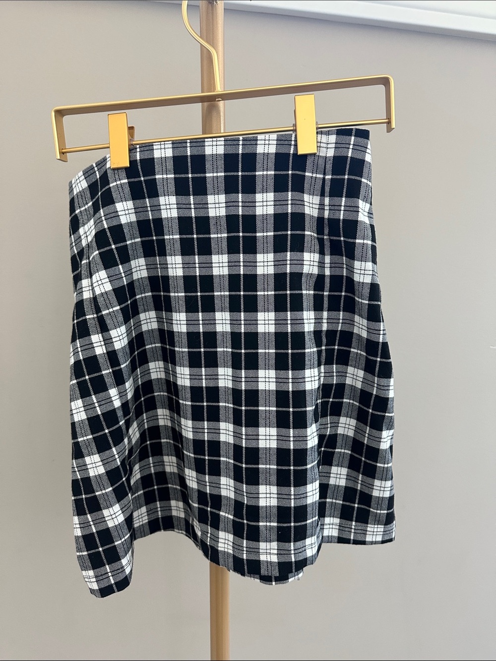 John Galt Brandy Melville Plaid Mini Skirt Black White XS
